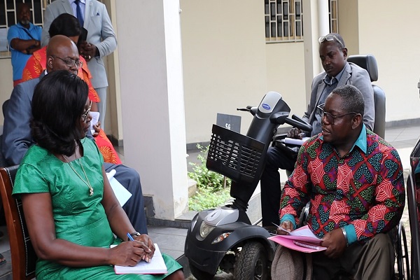 Rencontre avec madame le ministre et le syndicat national autonome des professionnels handicapes et assimiles du Gabon