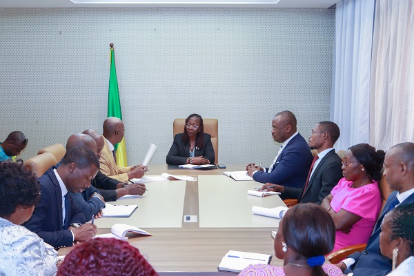 Rencontre entre Madame le Ministre et le Bureau du SYNAFOPRA