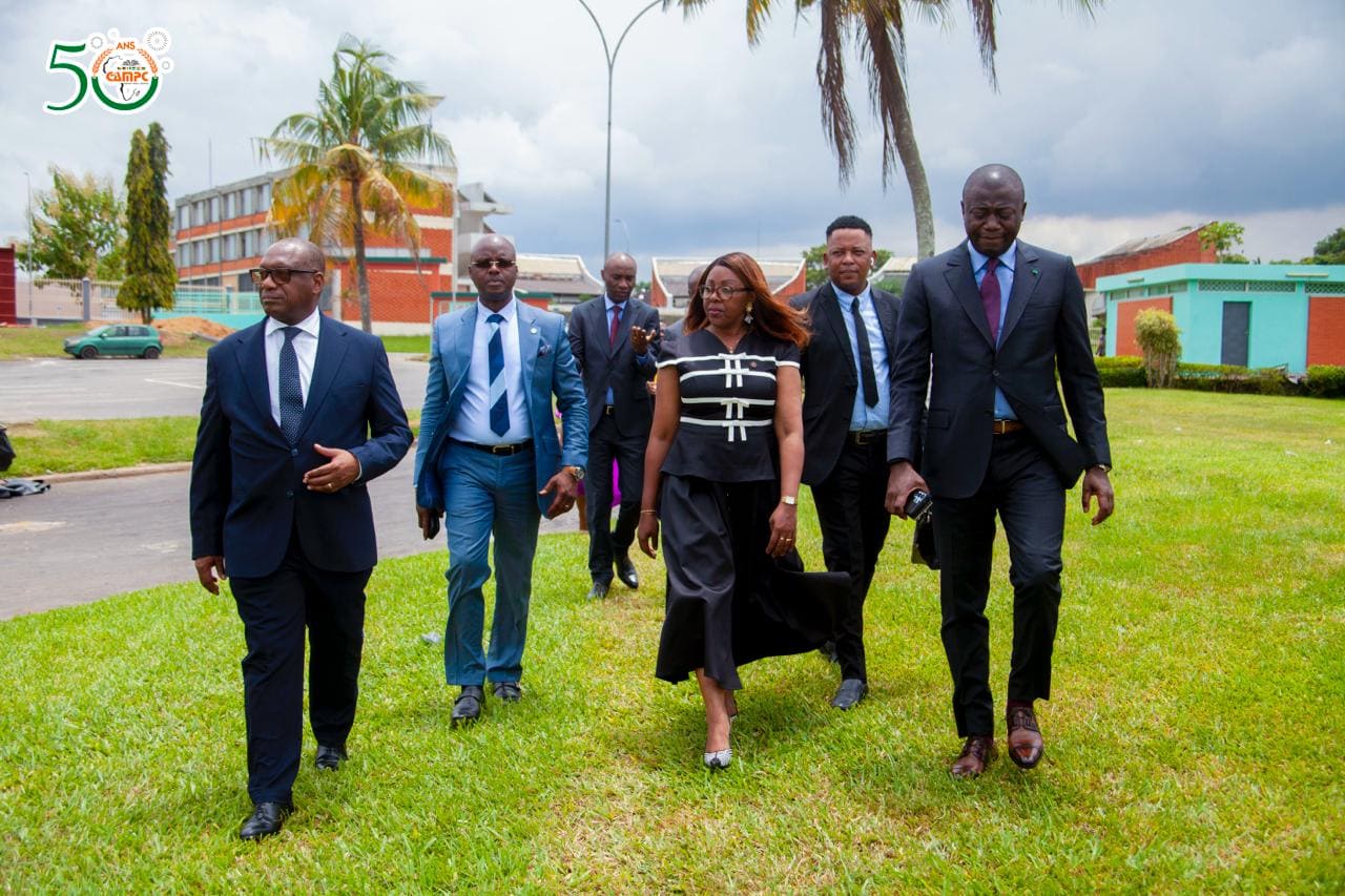 Visite de travail de Madame Laurence Ndong au siège du Centre Africain de Management et de Perfectionnement des Cadres (CAMPC) à Abidjan